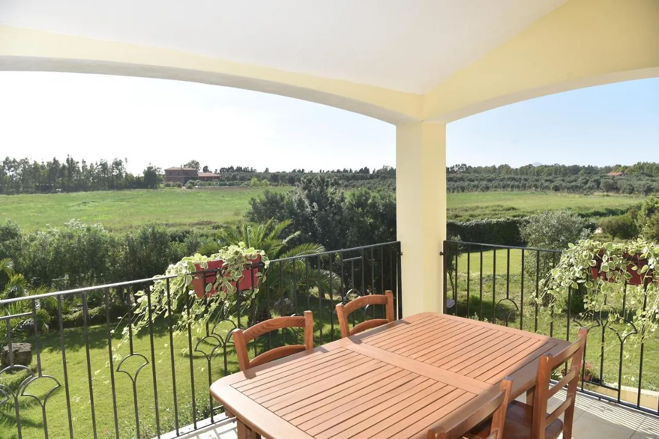 Palmas Dorada Home Olmedo Bed & Breakfast